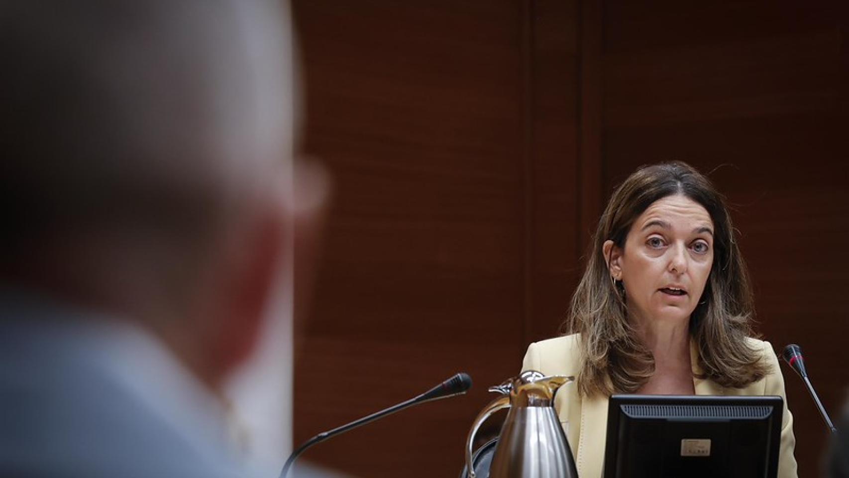 La consellera de Justicia, Nuria Martínez, este lunes en Les Corts. José Cuéllar / Corts