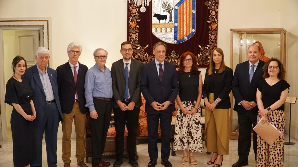 Imagen de los miembros del de Honores y Distinciones  que ha ratificado la concesión de las Medallas de Oro de Salamanca 2026.