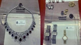 Todas las joyas y relojes hallados en la caja fuerte de Zapatero por la UDEF.