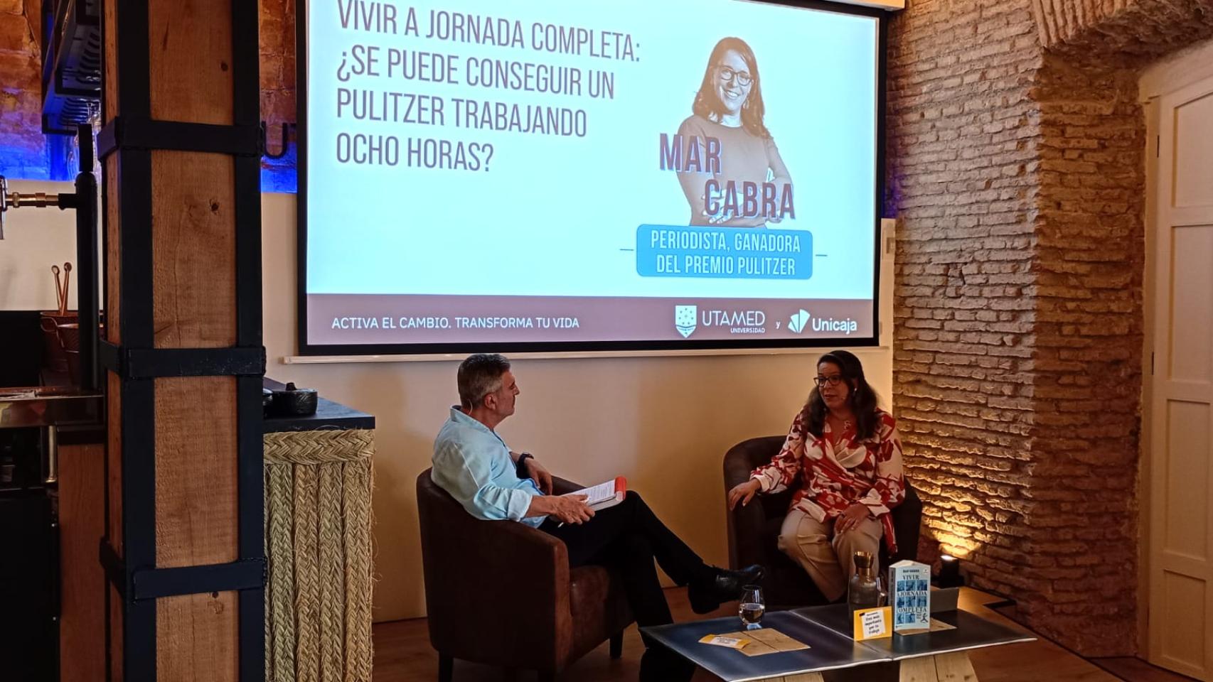 Mar Cabra durante su intervención en Ágora UTAMED. 