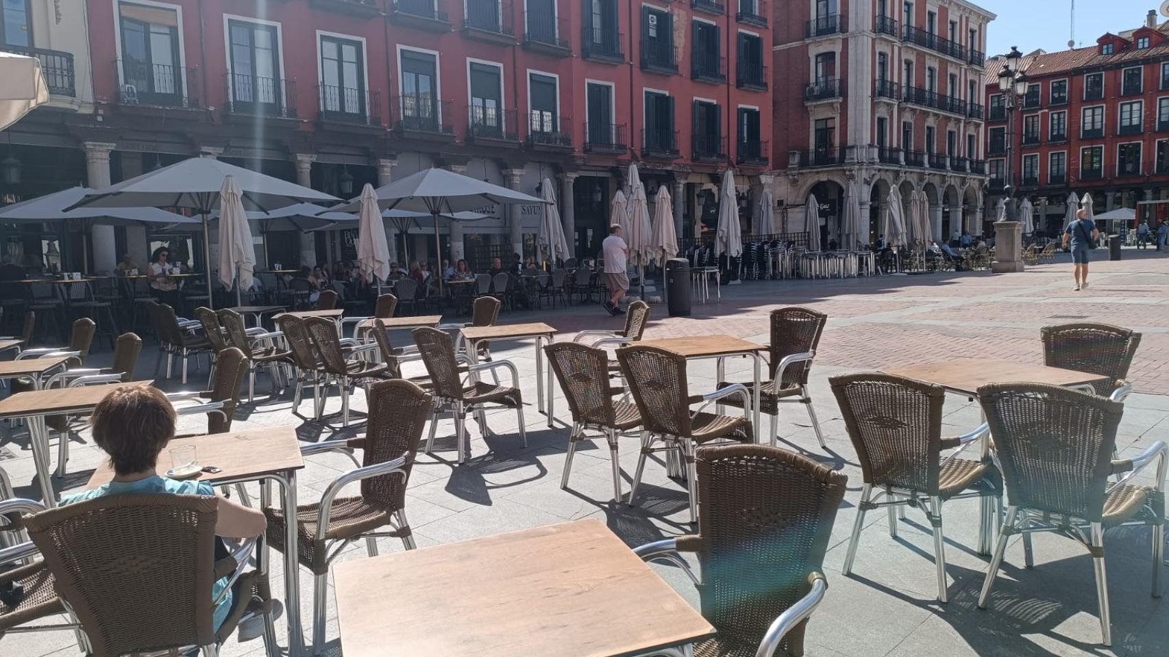 Una terraza de la plaza Mayor de Valladolid