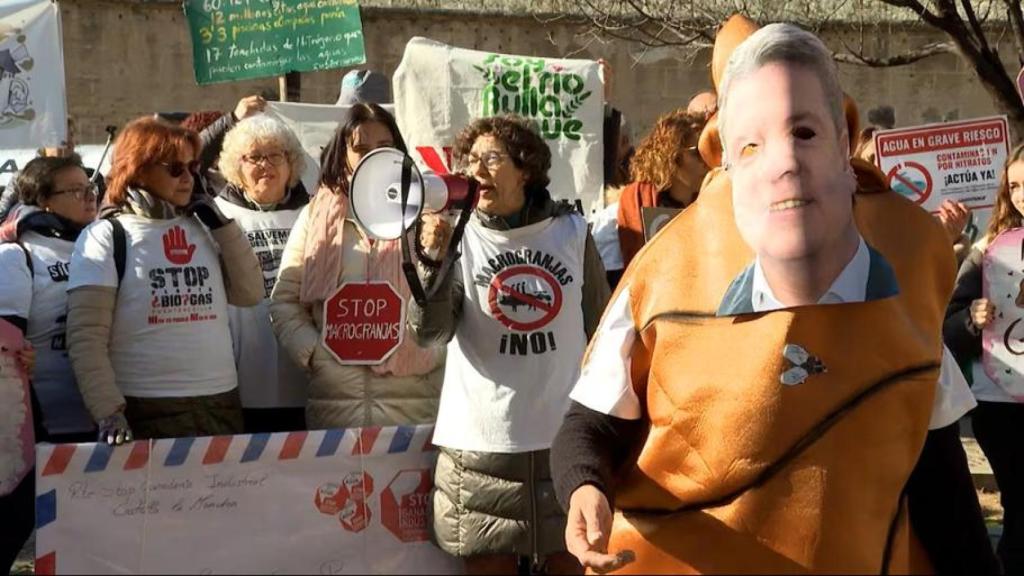 Protesta contra las plantas de biogás. Foto: plataformas. 