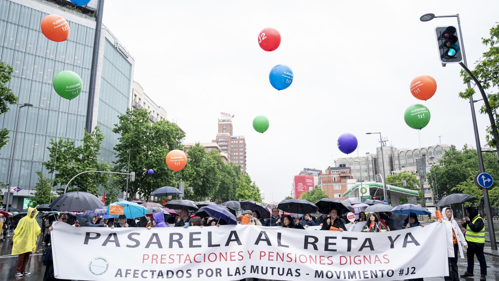 Manifestación de afectados por las mutuas. 