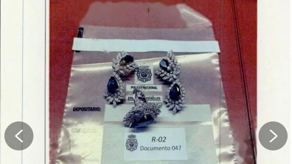 Piezas 3 y 8 (Ref: R-02 Documento 047)