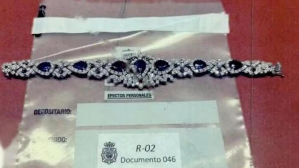 Pieza 4 (Ref: R-02 Documento 046)