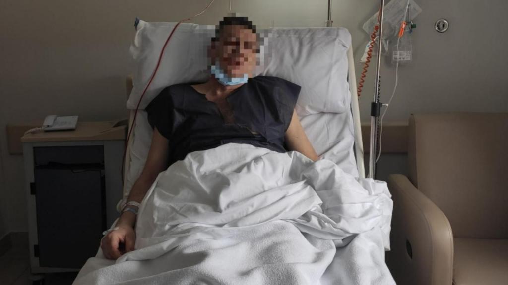 Antonio, durante uno de sus ingresos hospitalarios en 2022.