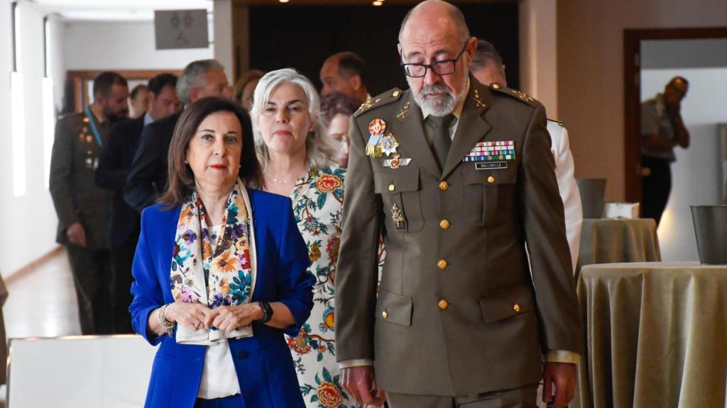  La ministra de Defensa, Margarita Robles, acompañada del jefe de Estado Mayor de la Defensa, almirante general Teodoro Esteban López, inaugura las II Jornadas Geopolíticas del Instituto Español de Estudios Estratégicos (IEEE).