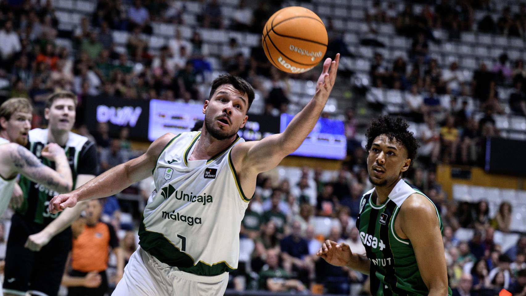 Jonathan Barreiro durante la segunda parte del Joventut vs. Unicaja de la Liga Endesa