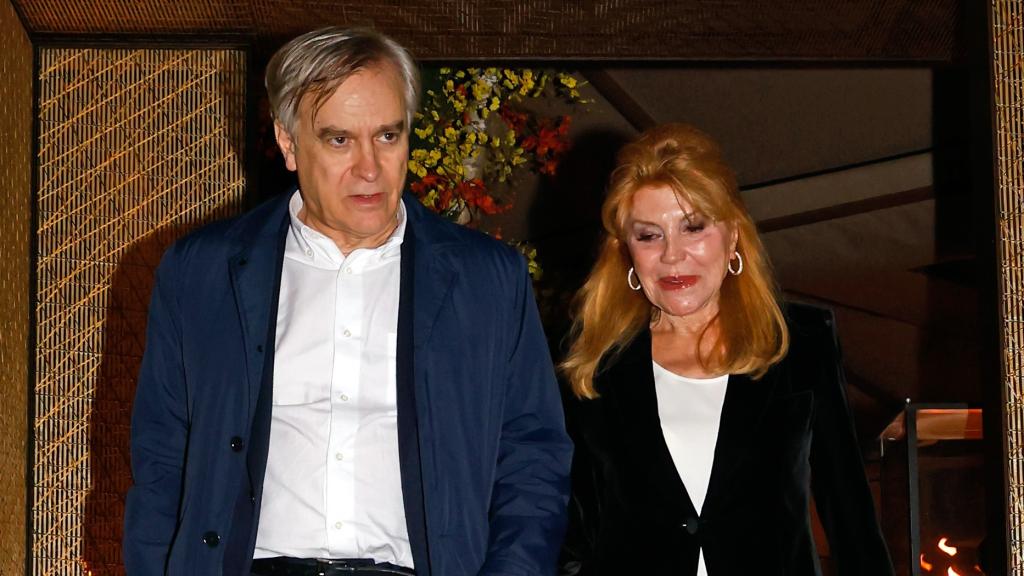 La baronesa Thyssen junto a Guillermo Solana, Director Artístico del Museo Thyssen. 