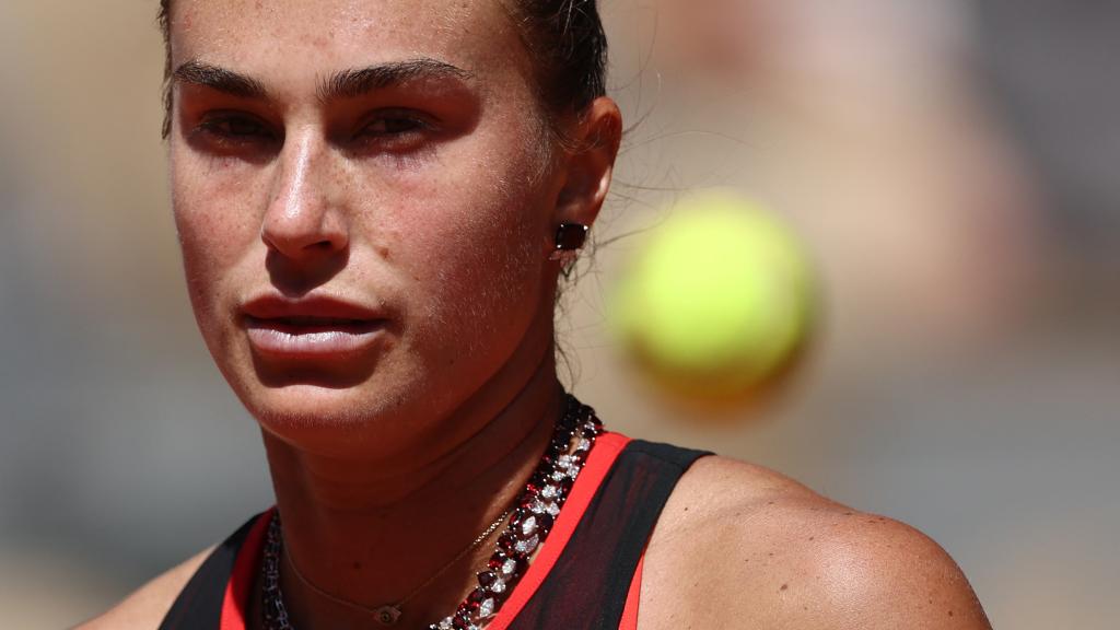Sabalenka durante un partido en Roland Garros.