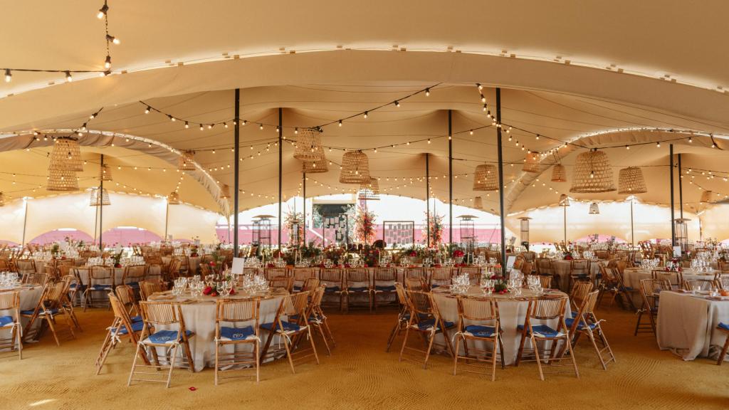 Un banquete de boda en la Plaza de Toros de Tarazona.