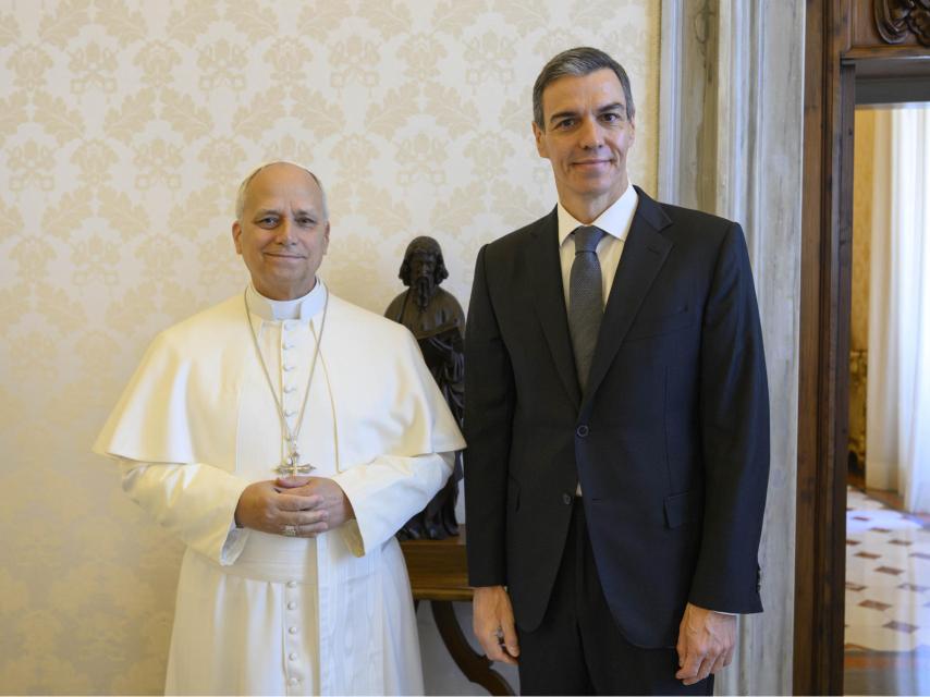El papa León XIV y Pedro Sánchez durante su encuentro en el Vaticano.