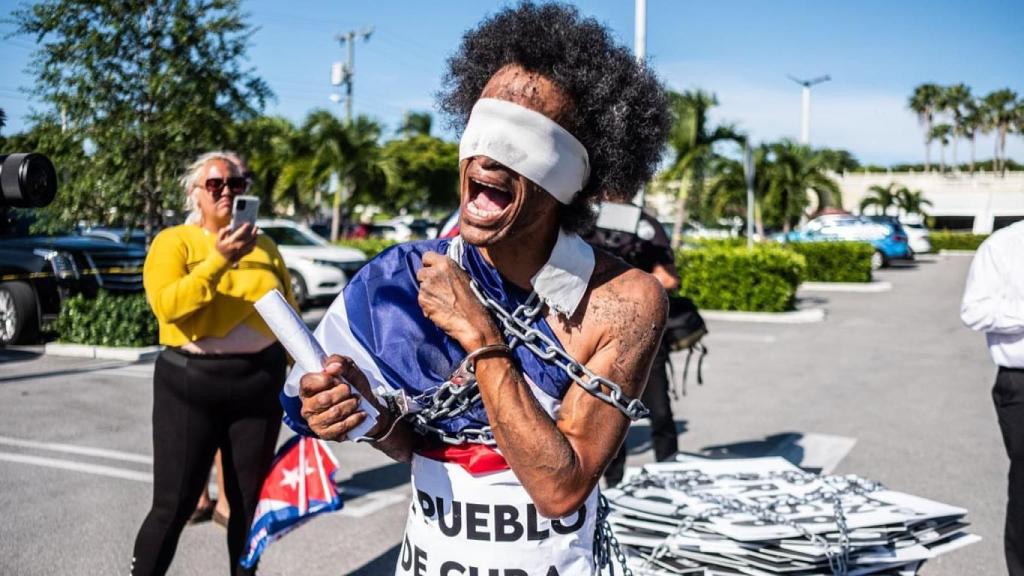 Una de las protestas de Luis Eligio.