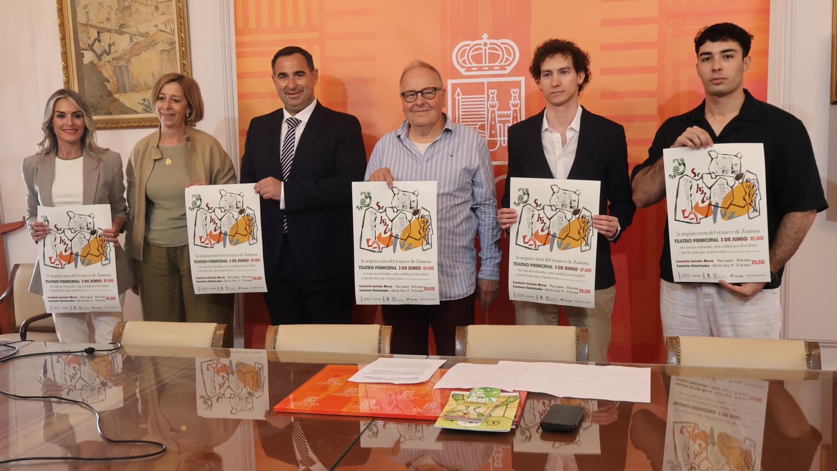 Presentación Jornadas Modernismo en el Ayuntamiento de Zamora.