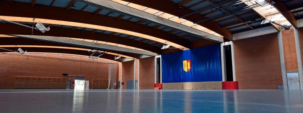 El polideportivo del colegio Retamar.