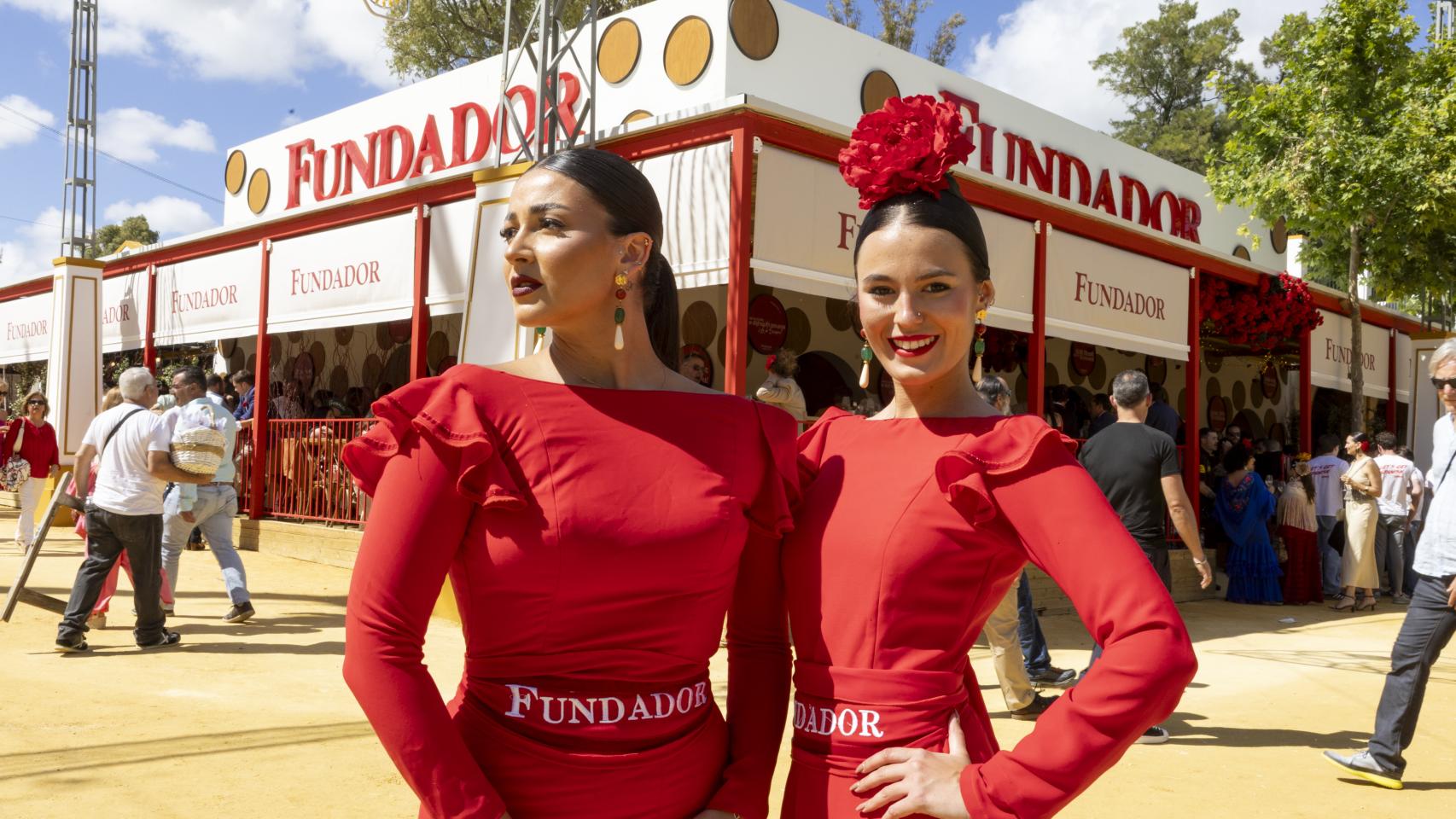 EL ESPAÑOL y FUNDADOR promueven el  consumo responsable. Disfruta de los productos de FUNDADOR con moderación. Prohibida su venta y consumo a menores de 18 años. No consumir durante el embarazo. Si bebes, no conduzcas.