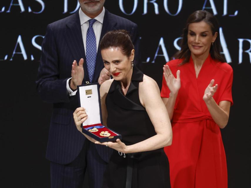 La actriz ha recibido su reconocimiento en la categoría de cine.