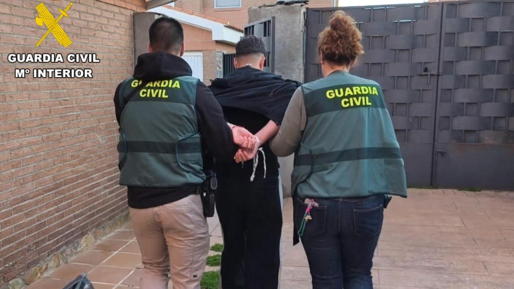 Uno de los detenidos por disparar a una persona en Loranca de Tajuña.
