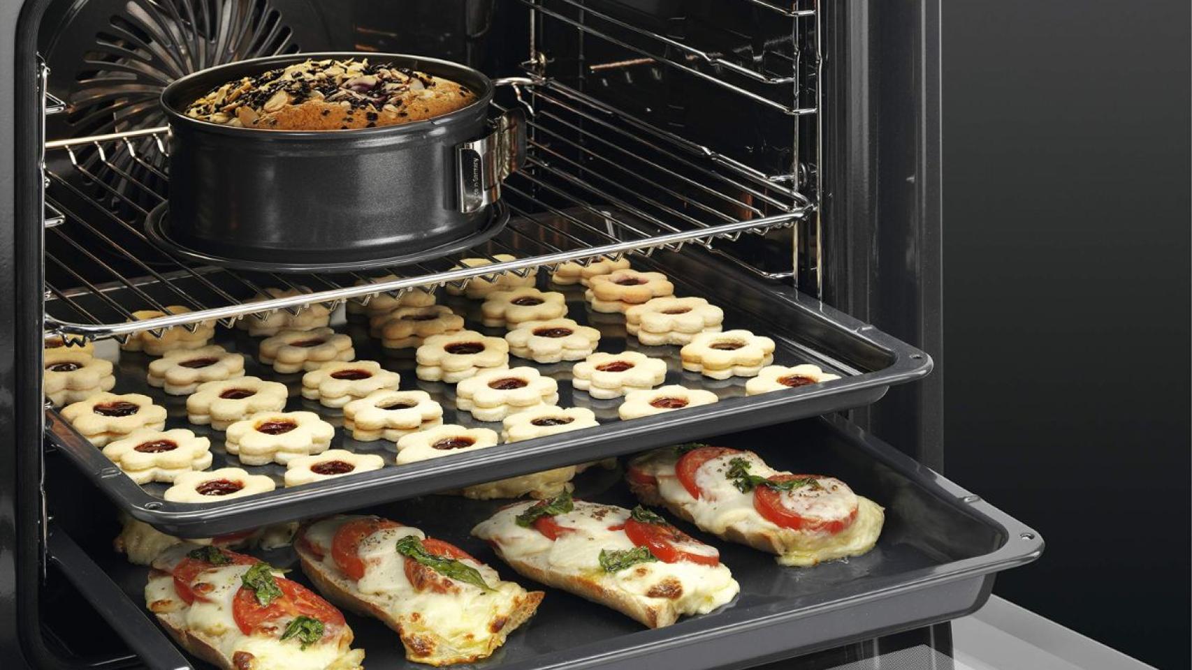 Horno de vapor Serie 6000 SenseCook de AEG