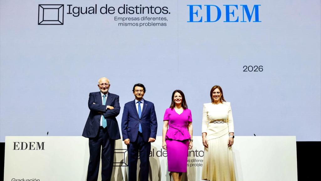 Juan Roig, José Muñoz, Hortensia Roig y Elena Fernández en la Graduación Executive de EDEM. EE