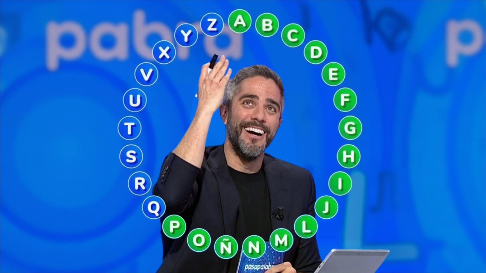 Roberto Leal y el rosco de 'Pasapalabra' en una creatividad propia.