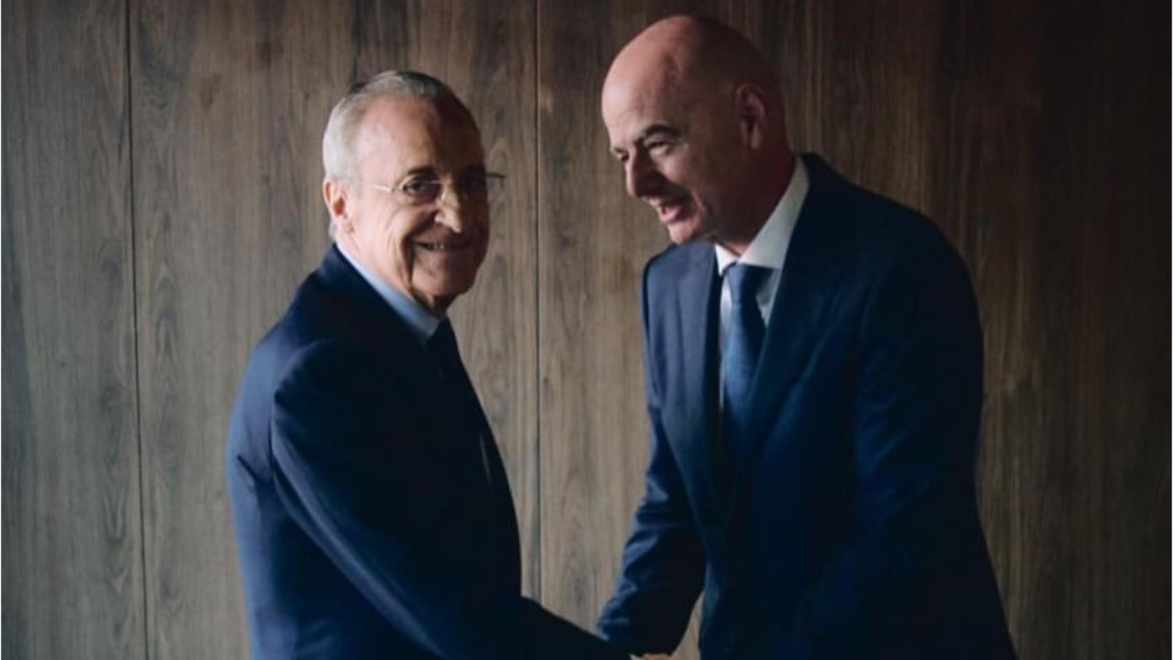Florentino Pérez, junto a Ceferin en la final de la Champions League.