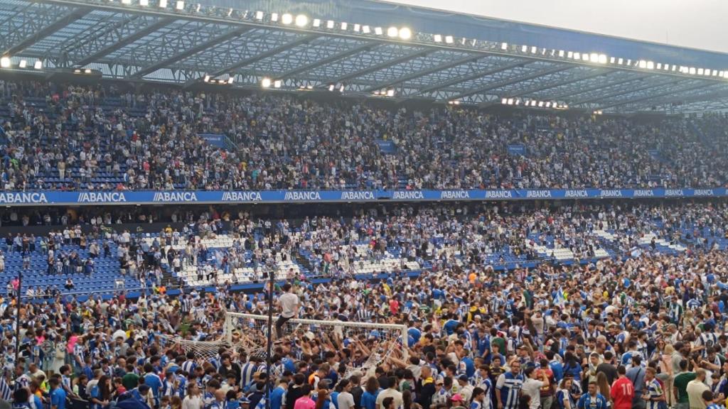 Invasión de campo en Riazor.