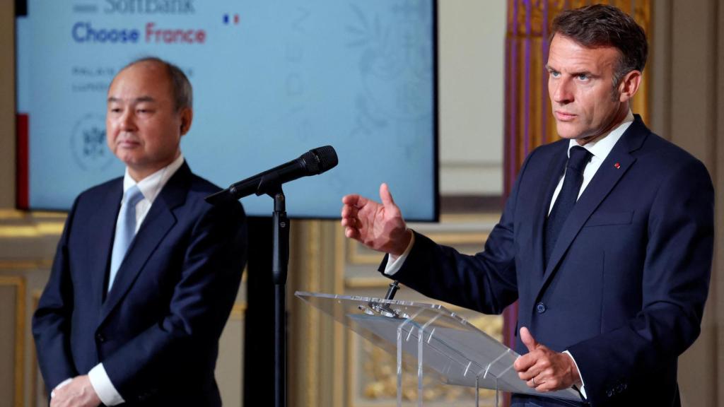 Enmmanuel Macron dando un disscurso