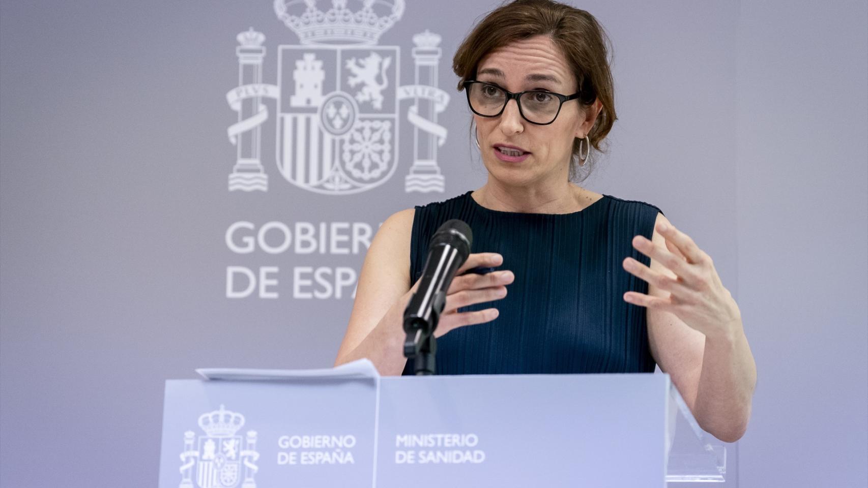 Mónica García durante la presentación del informe en la mañana de este lunes. 