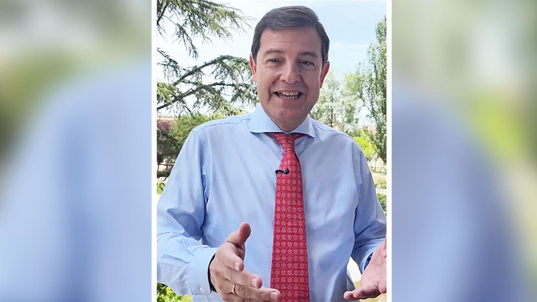 Mañueco enviando el mensaje a los estudiantes de Castilla y León de cara a la PAU 2026.