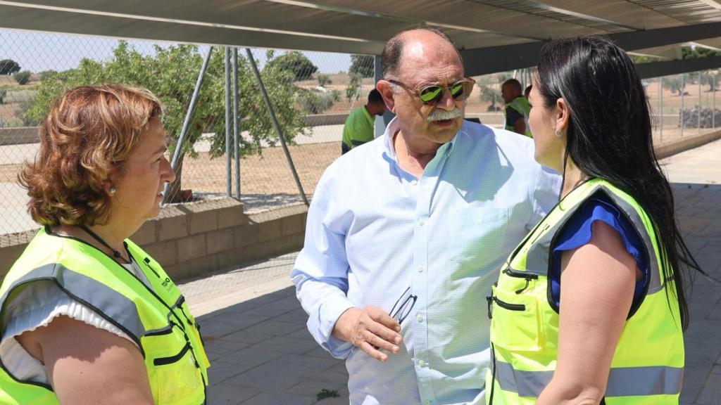 Cedillo y Lominchar visitan las obras en las dos carreteras provinciales.