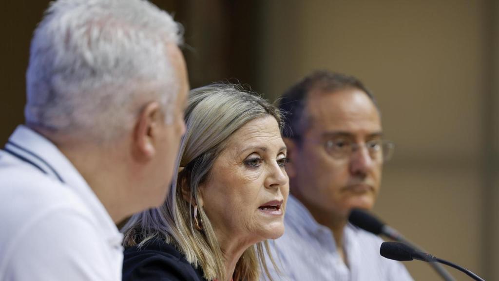 La consellera de Educación, Carmen Ortí, junto al secretario autonómico, McEvoy, y el DG de Personal Docente, Pablo Ortega. Ana Escobar / EFE