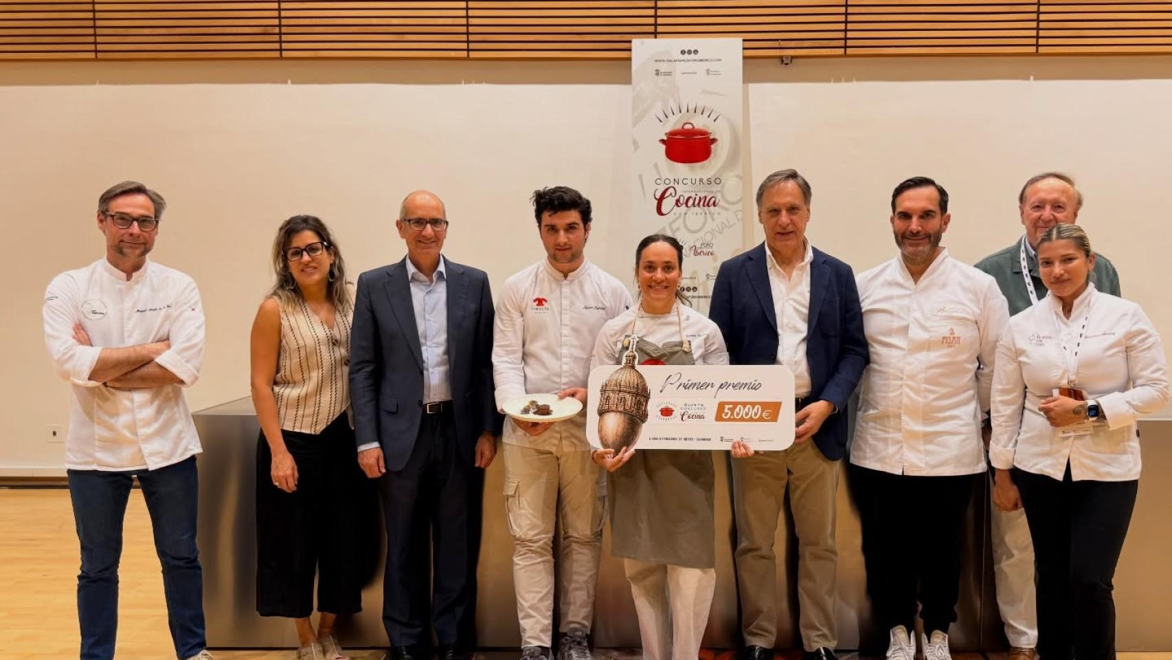 Javier Fuentes del Río, cocinero del restaurante Torreón Ibérico Experience ganador del V Concurso de Cocina con Ibérico con el plato 'Cerdo ibérico a la royal, morcilla y algas'