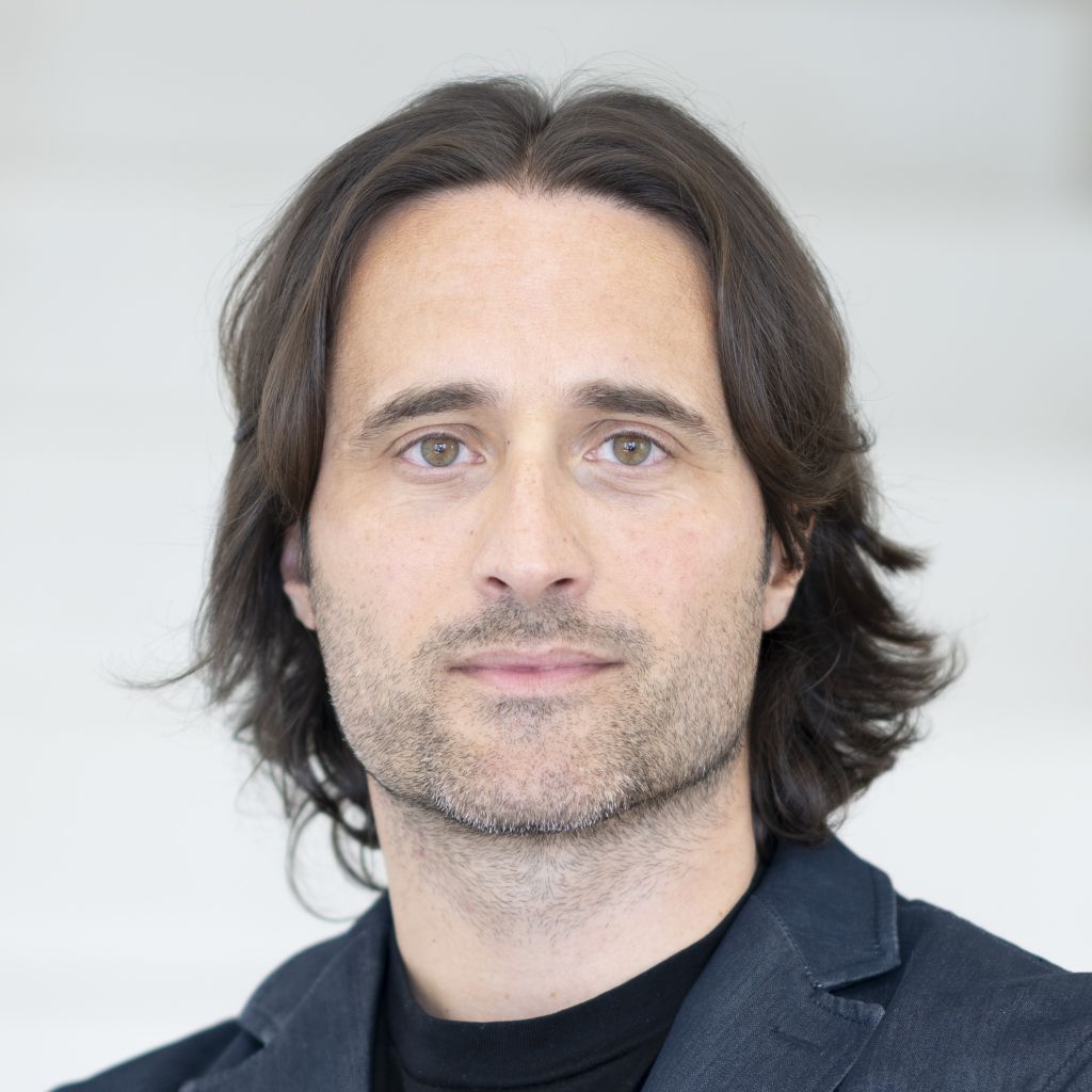 Luis Pérez-Freire