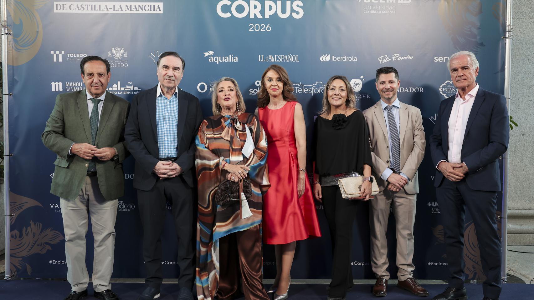 Políticos, empresarios o conocidos periodistas brillan en el photocall del Enclave Corpus 2026