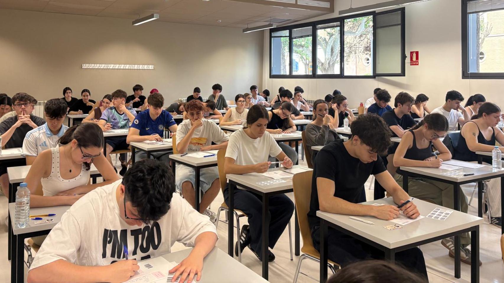 Primer examen de la PAU 2026 en Zaragoza 