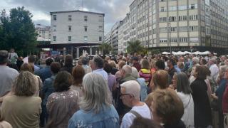 Vecinos de Santiago se manifiestan contra la violencia y los narcopisos en Santiago.