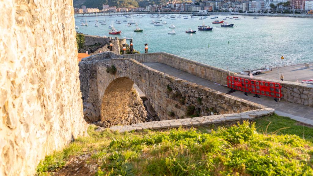 Puente medieval de Castro Urdiales.