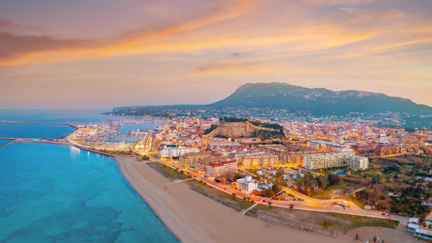 Puesta de sol en Denia.