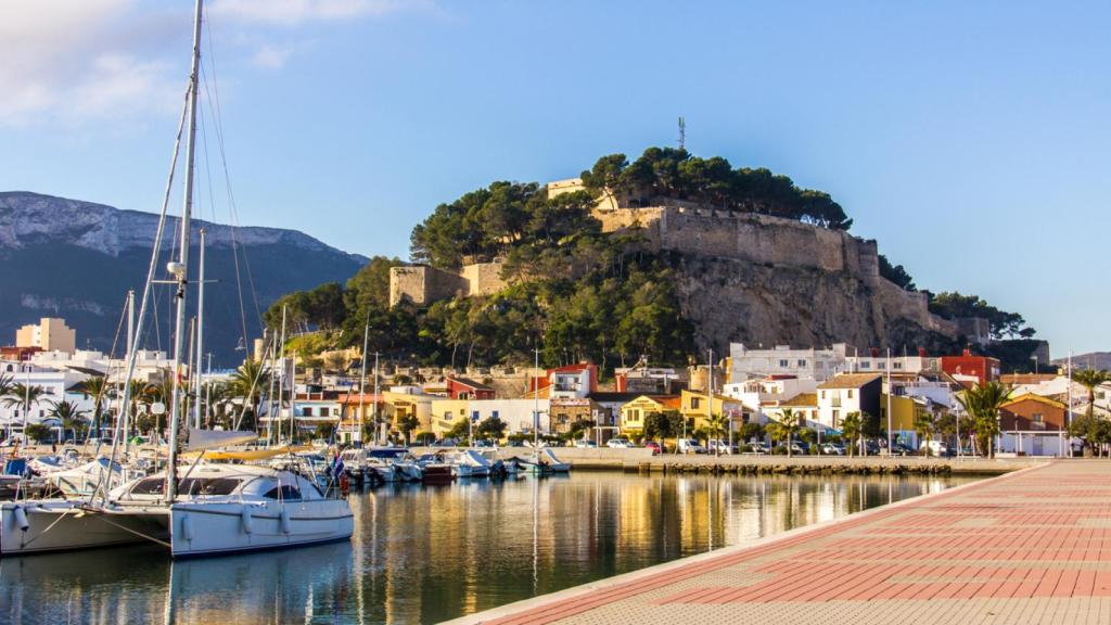 Paseo marítimo de Denia.