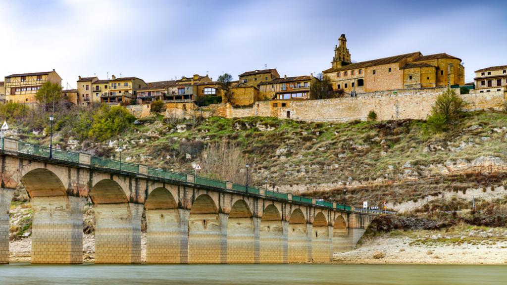  Ciudad de Maderuelo en Segovia.