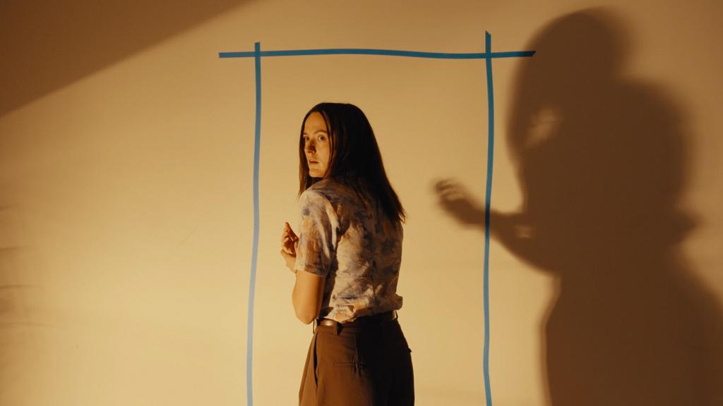 Renate Reinsve, en 'Backrooms'