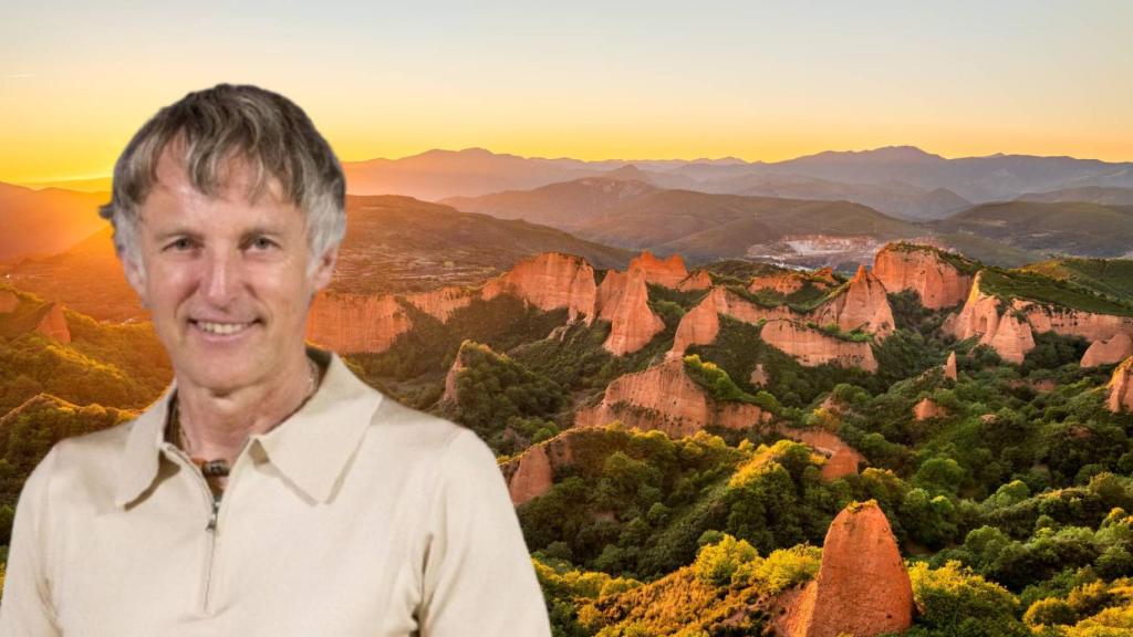 Jesús Calleja y Las Médulas de fondo
