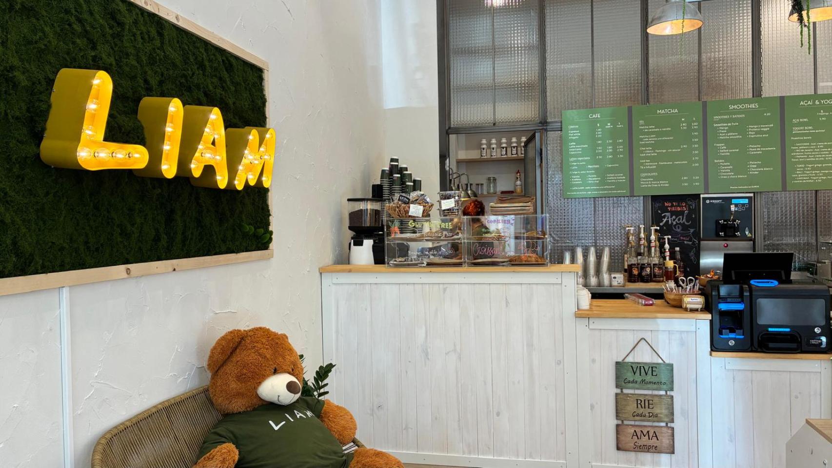 Interior de Liam Cafe & Açaí