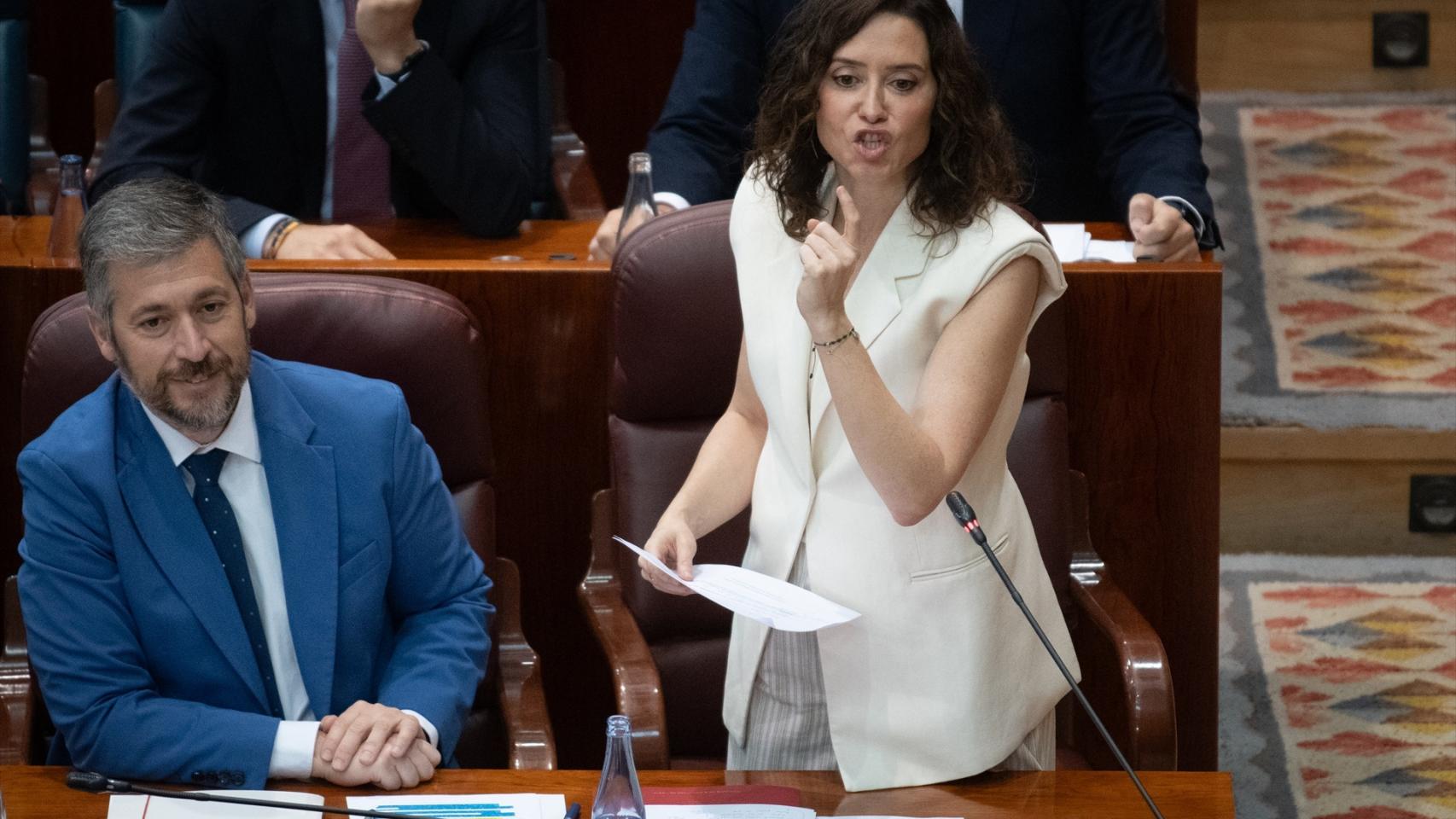 La presidenta de la Comunidad de Madrid, Isabel Díaz Ayuso, durante un pleno, en la Asamblea de Madrid, a 4 de junio de 2026.