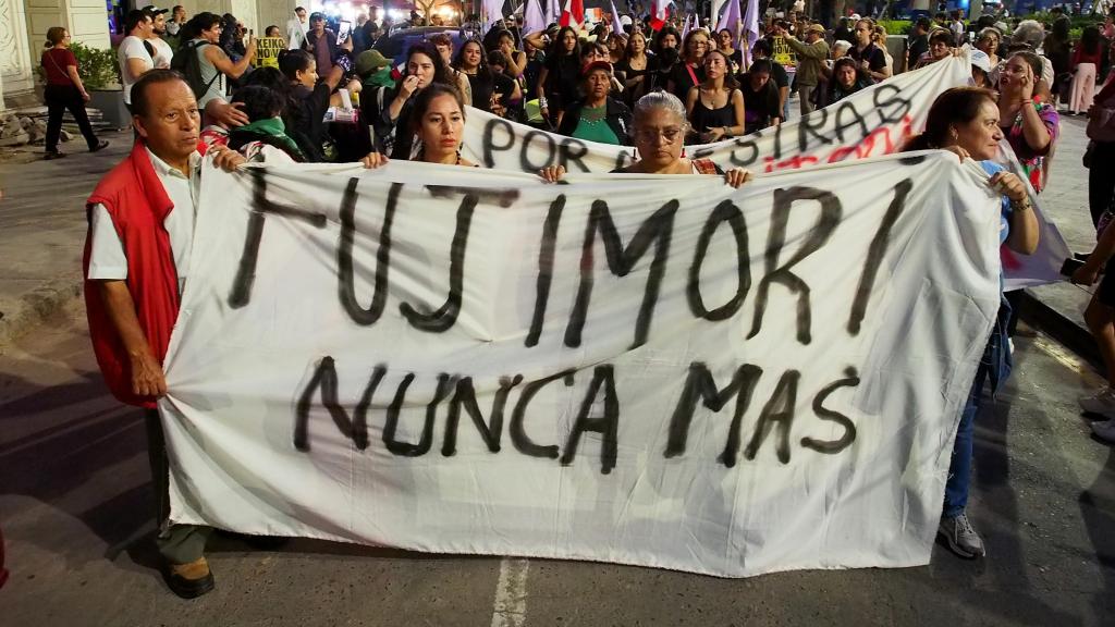 Manifestación contra Fujimori en Lima.