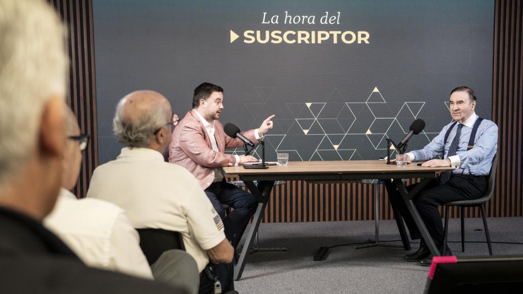 Arturo Criado y Pedro J. Ramírez, este jueves en 'La Hora del Suscriptor' de EL ESPAÑOL.
