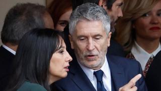 La directora general de la Guardia Civil, Mercedes González, junto al ministro del Interior, Fernando Grande-Marlaska.
