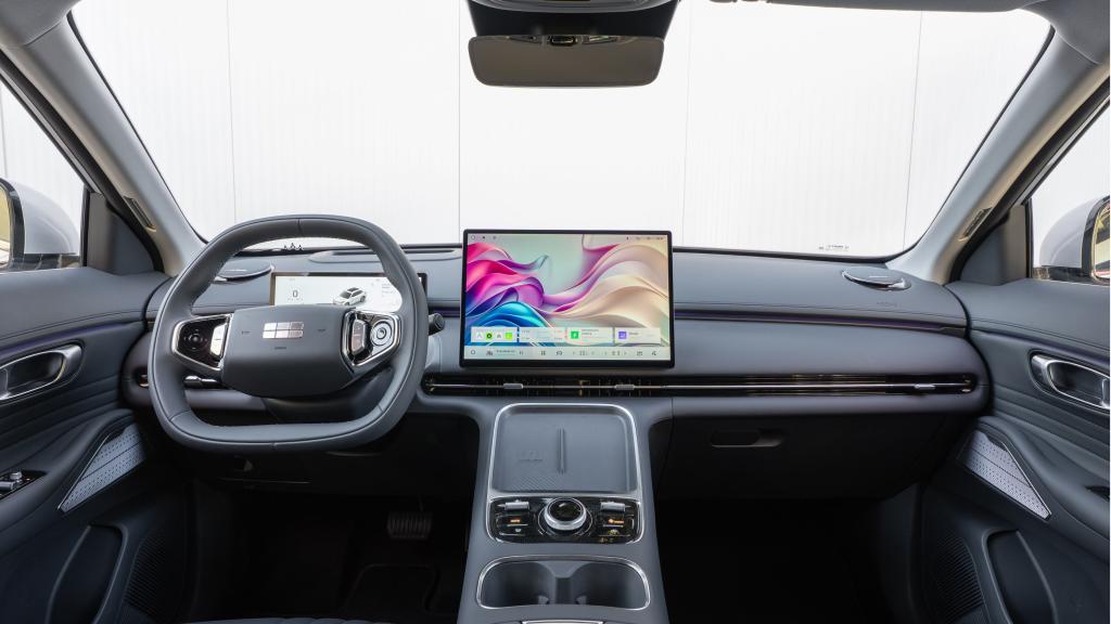 Puesto de conducción del Geely Starray EM-i.