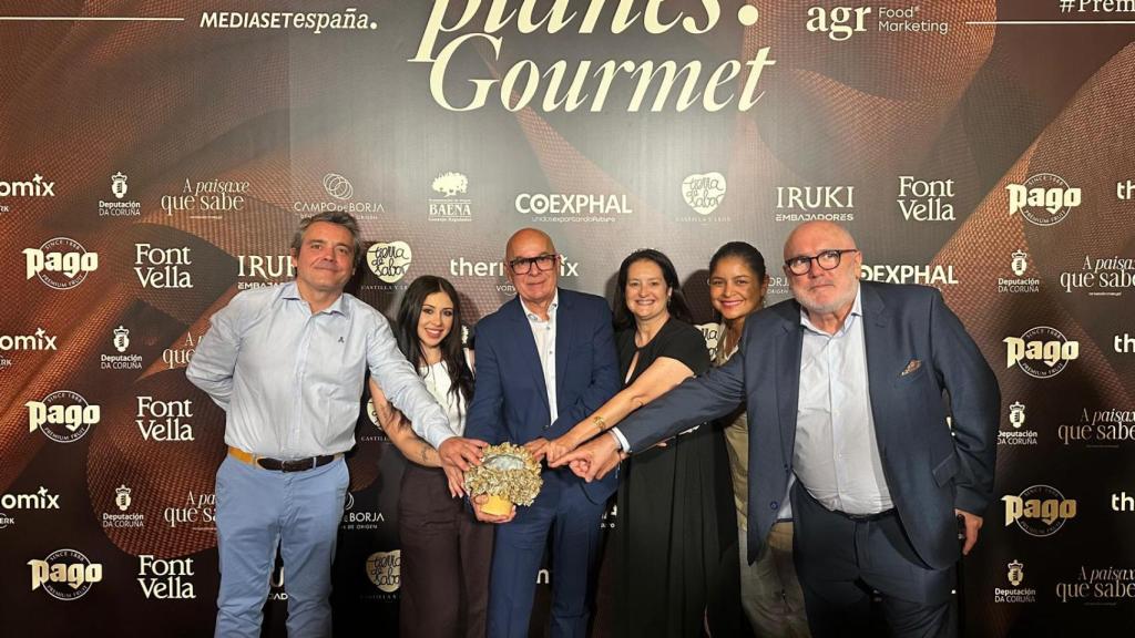 Premio planes gourmet entregado a la Diputación
